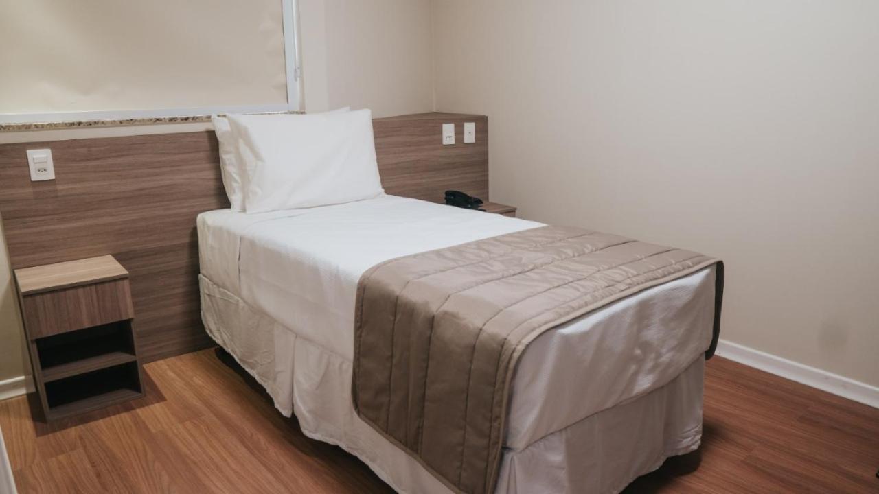 Hotel Golden Inn Lafaiete 콘셀례이루 라파이에치 외부 사진